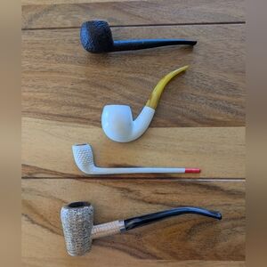 Vintage Pipe Lot Briar, Meerschaum, Clay, Corn cob +++